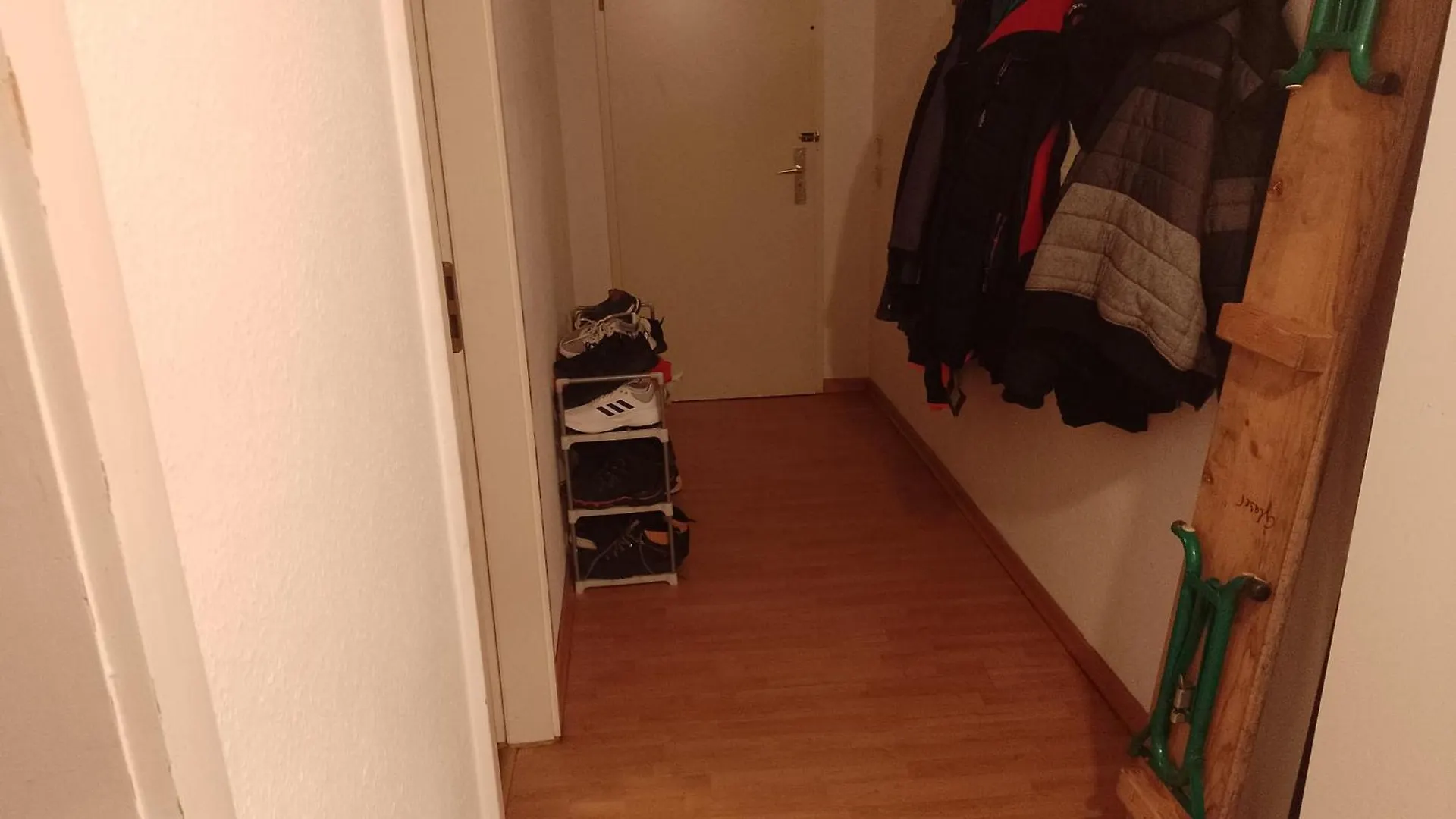 Rum i privatbostad Zimmer In Weisshausstrasse In Einer Wohnung Köln Tyskland