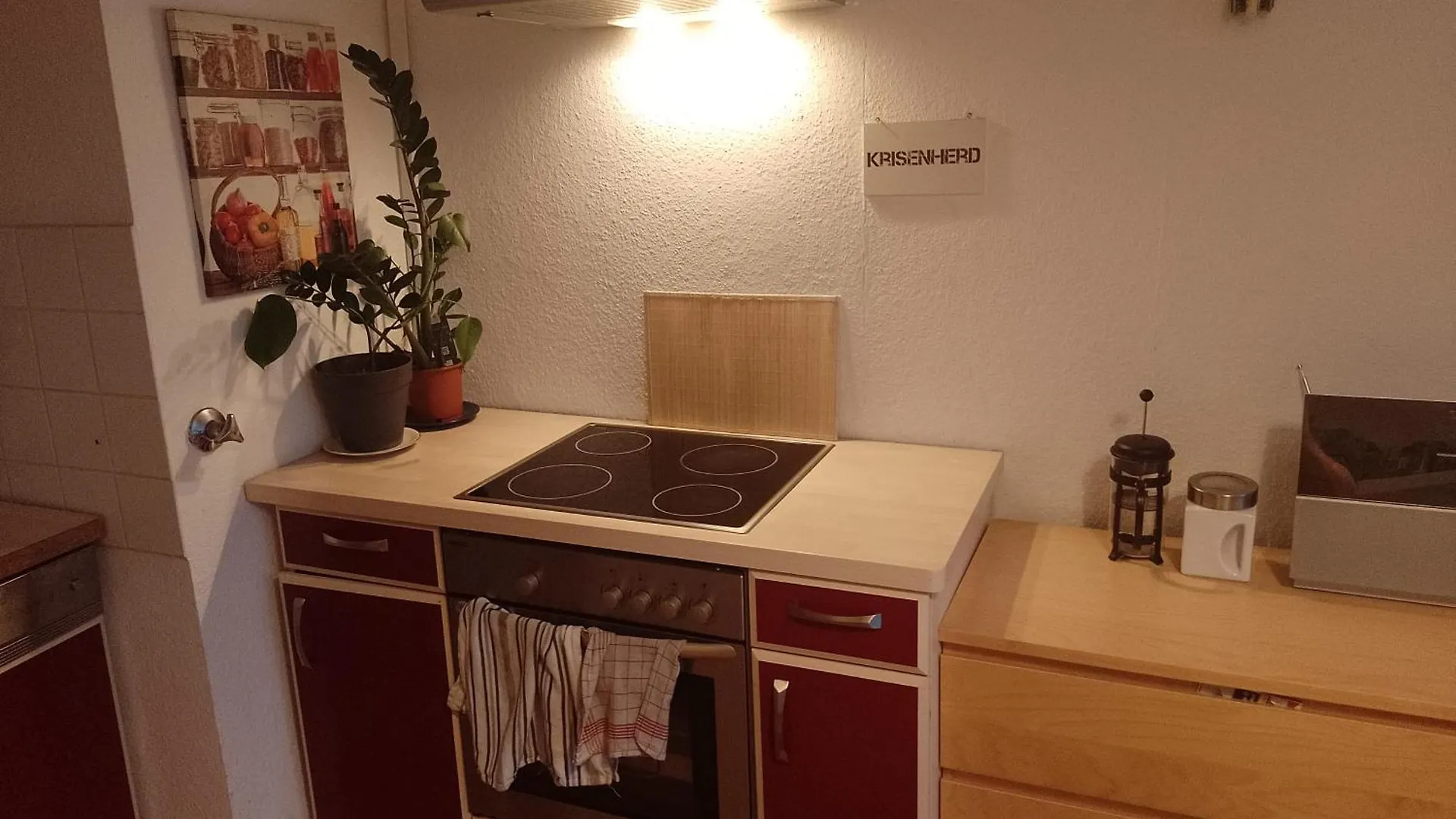 Zimmer In Weisshausstrasse In Einer Wohnung Köln 0*,